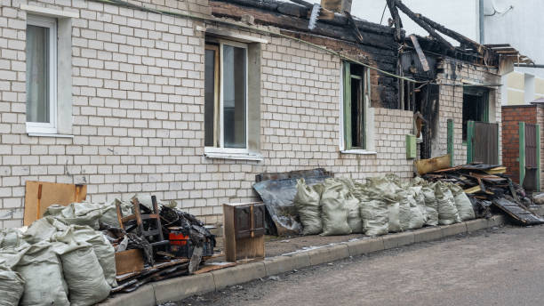 24/7 Emergency Fire Damage Removal experts in Farmersville, CA
